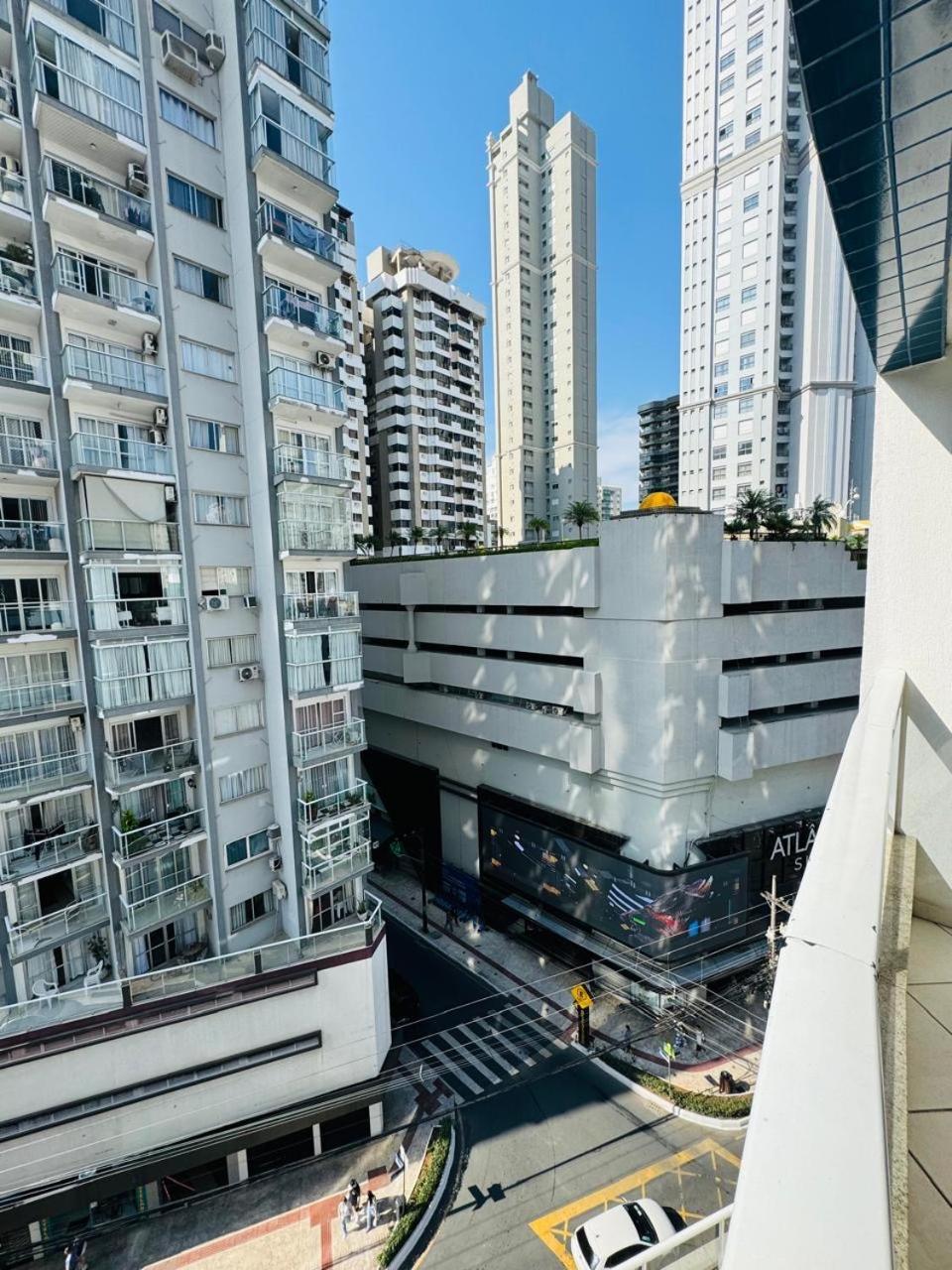 Apto A 100M Da Praia Central Balneário Camboriú Εξωτερικό φωτογραφία